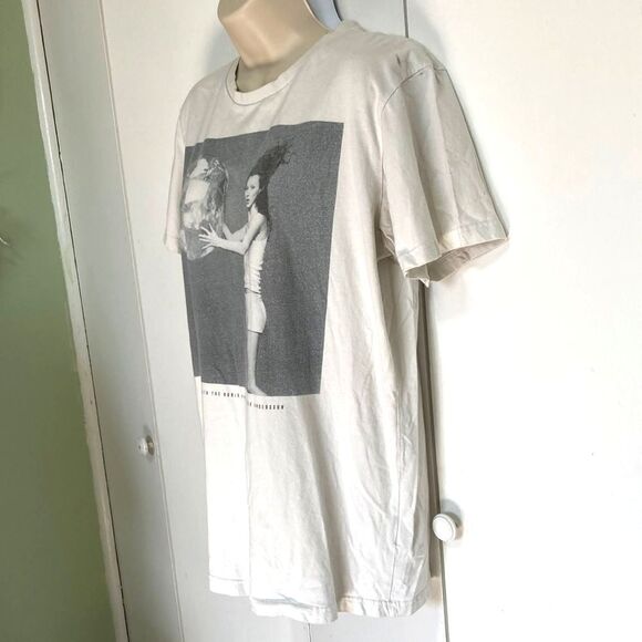 KATE MOSS WITH THE WORLD. PHOTO PATRIK ANDERSON Graphic Tshirt Womens Large - Picture 5 of 12